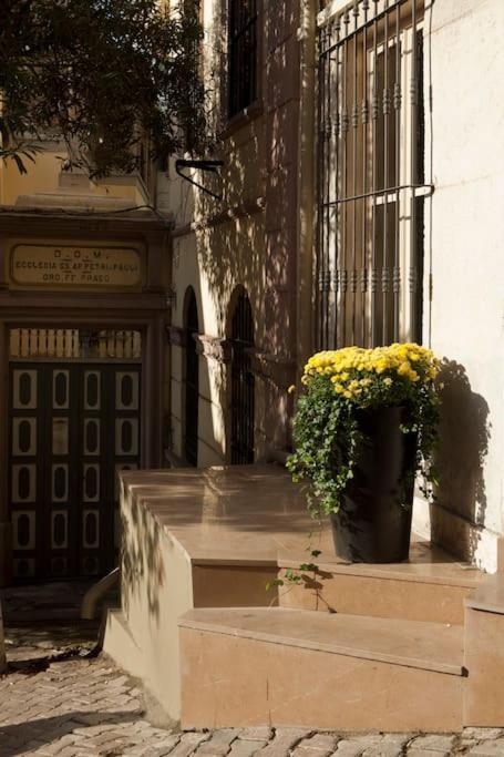 Baylo Suites Istanbul Exterior photo